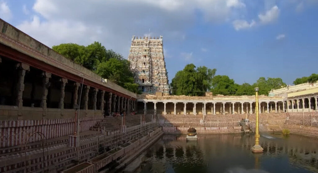 மதுரை மீனாட்சி அம்மன் கோயில்3