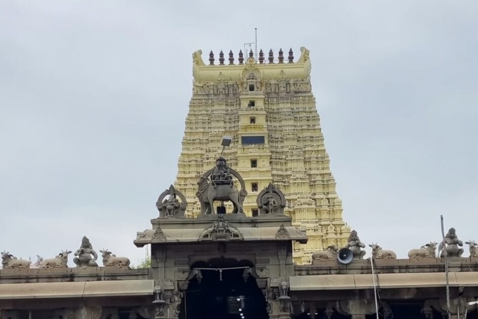 ராமேஸ்வரம் ராமநாதசுவாமி கோயில்,அக்னி தீர்த்தம்,ராமேஸ்வரம் தீர்த்தம்,ராமேஸ்வரம்,ராமேஸ்வரம் கோயில்